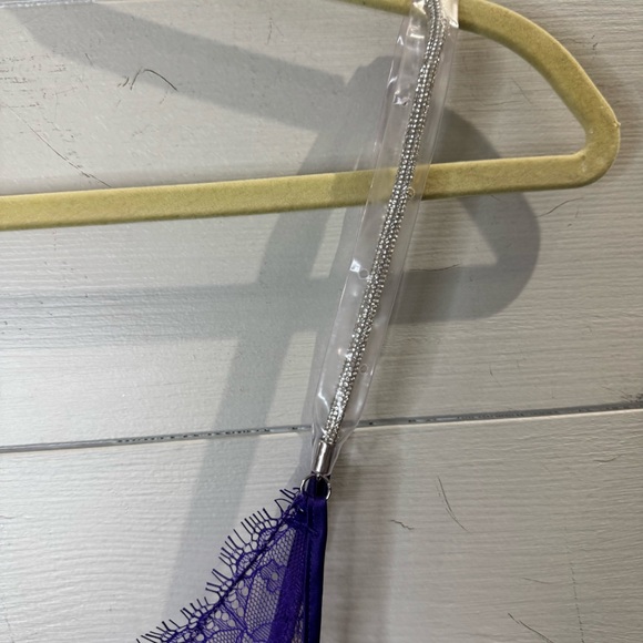 Victoria's Secret NWOT Elegant Purple Lace Chemise Slip Size Medium - Picture 5 of 9